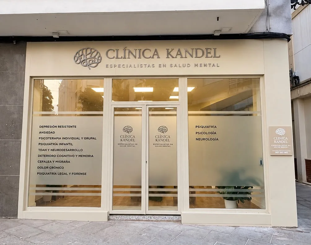 Fachada de Clínica Kandel
